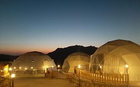 The Rock Camp Petra Hotell Wadi Musa Exterior photo