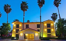 Super 8 By Wyndham San Bernardino Hotell Exterior photo