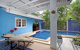 Angel Pool Villa Pattaya Room photo