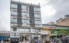 Ayenda Gold Plaza Hotell Ibagué Exterior photo