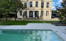 Demeure Saint Louis, Cite 10Mn A Pieds, Parking Prive, Bornes 7,2 Kw, Ac, Full Wifi Bed and Breakfast Carcassonne Exterior photo