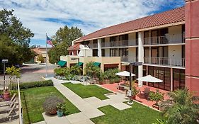 La Quinta By Wyndham Thousand Oaks-Newbury Park Hotell Exterior photo