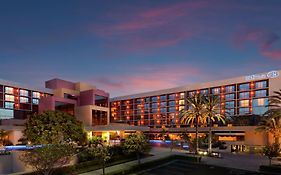 Hilton Orange County/Costa Mesa Hotell Exterior photo
