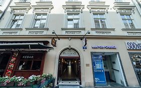 Hotel Rezydent Krasków Exterior photo