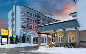Super 8 By Wyndham Niagara Falls By The Falls Hotell Exterior photo