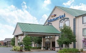 Baymont By Wyndham Jonesboro Hotell Exterior photo