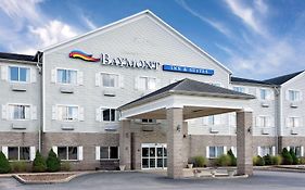 Baymont By Wyndham Lawrenceburg Hotell Exterior photo