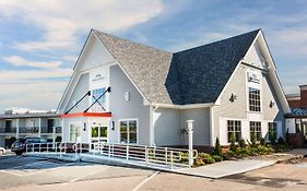 Howard Johnson By Wyndham Middletown Newport Area Motell Exterior photo