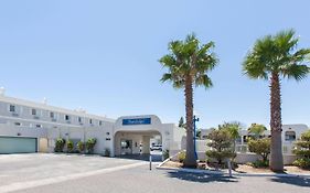 Travelodge By Wyndham Los Banos Ca Exterior photo