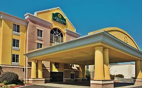 La Quinta By Wyndham Hot Springs Hotell Exterior photo