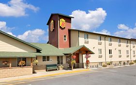 Super 8 By Wyndham Belgrade/Bozeman Airport Motell Exterior photo