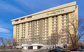 La Quinta By Wyndham Springfield Hotell Exterior photo