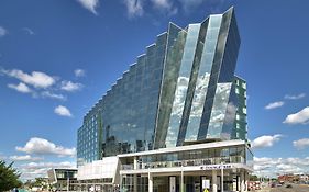 Doubletree By Hilton Edmonton Downtown Hotell Exterior photo