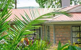 Zoe 2br Cottage Kericho Exterior photo