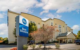 Best Western Louisville East Inn & Suites Exterior photo