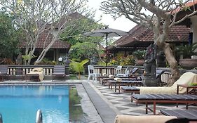 Sagitarius Inn Ubud Exterior photo