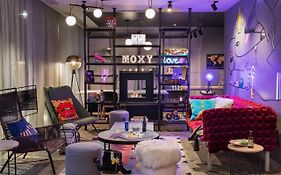 Moxy Bucharest Old Town Hotell Exterior photo