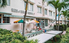 Beds N' Drinks Vandrarhem Miami Beach Exterior photo