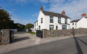 Manse On The Beach Bed and Breakfast Kirkistown Exterior photo