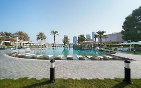 Le Meridien Abu Dhabi Exterior photo
