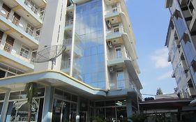 The Dreamer Hotel Dar es Salaam Exterior photo