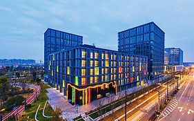 Lyf By Ascott Hongqiao Shanghai Necc Aparthotel Exterior photo