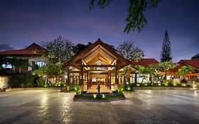 Grand Istana Rama Hotel Kuta Lombok Exterior photo