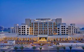 Hilton Abu Dhabi Yas Island Hotell Exterior photo