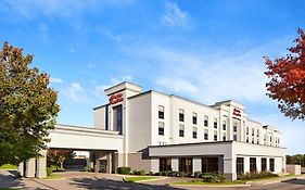 Hampton Inn & Suites West Haven Exterior photo