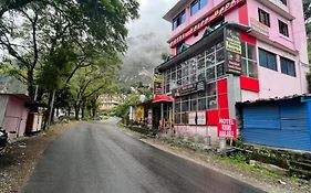 Hotel Virdh Badri Joshīmath Exterior photo