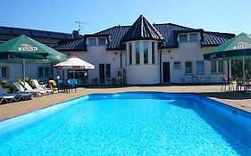 Brydar With Sauna, Swimming Pool And Jacuzzi Hotell Mielno  Exterior photo