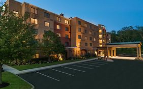 Courtyard By Marriott Providence Lincoln Hotell Exterior photo