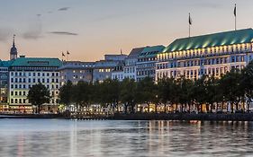 Fairmont Hotel Vier Jahreszeiten, Hotel Des Jahres 2023 & 2024- Die 101 Besten Hamburg-Harburg Exterior photo