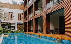 The Bihai Hua Hin Hotell Exterior photo