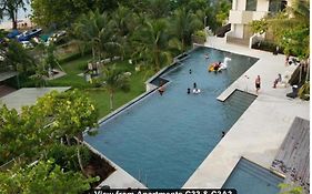 By The Sea- Pool And Sea View Lägenhet Batu Feringgi Exterior photo