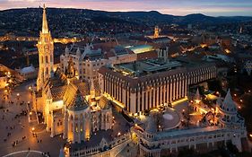 Hilton Budapest Hotell Exterior photo