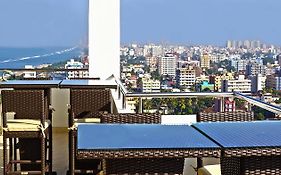 The Penthouse Above Sea Lägenhet Dehiwala-Mount Lavinia Exterior photo