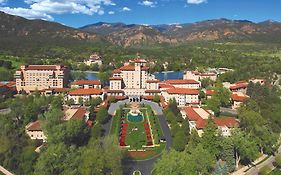 The Broadmoor Hotell Colorado Springs Exterior photo