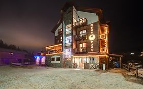 Pektoral Hotell Bukovel Exterior photo