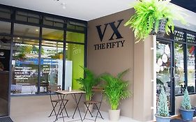 Vx The Fifty Hostel Bangkok Exterior photo