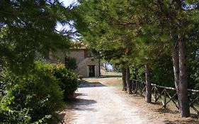 Guinzano Pensionat Gubbio Exterior photo