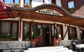 Family Hotel Bashtina Kashta Koprivsjtitsa Exterior photo