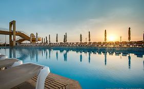Seashells Resort At Suncrest Qawra Exterior photo