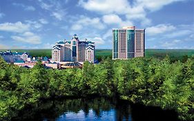 Great Cedar At Foxwoods Hotell Ledyard Center Exterior photo
