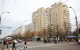 Apartment Deluxe On Moscow Avenue Chişinau Exterior photo