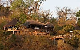 Serena Mivumo River Lodge Mkalinzu Exterior photo