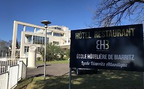 Hotel Biarritz Atlantique - Lycee Hotelier - Management School Exterior photo