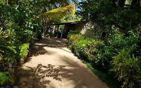 Nilaveli Beach Rooms Exterior photo