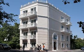Geneva Resort Hotel Odessa Exterior photo