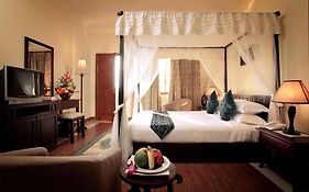 Royal Inn Phnom Penh Room photo